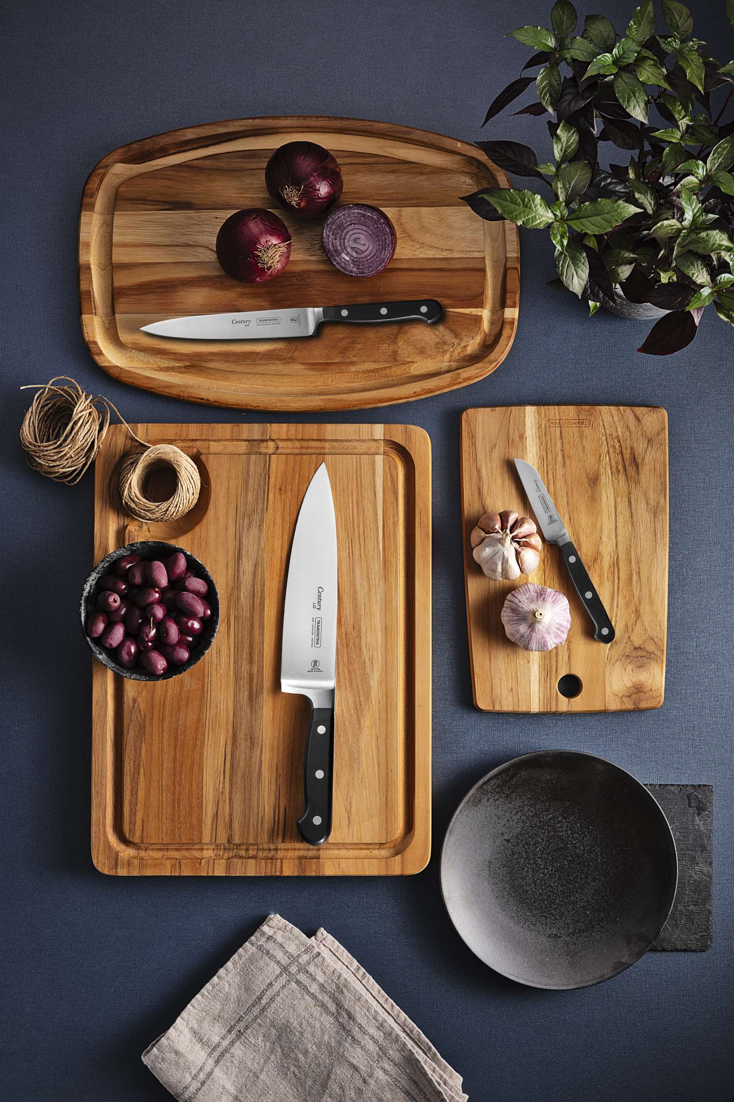 Tramontina 3 Pcs. Stainless Steel Knife Set with Black Polycarbonate Handles - Image 3