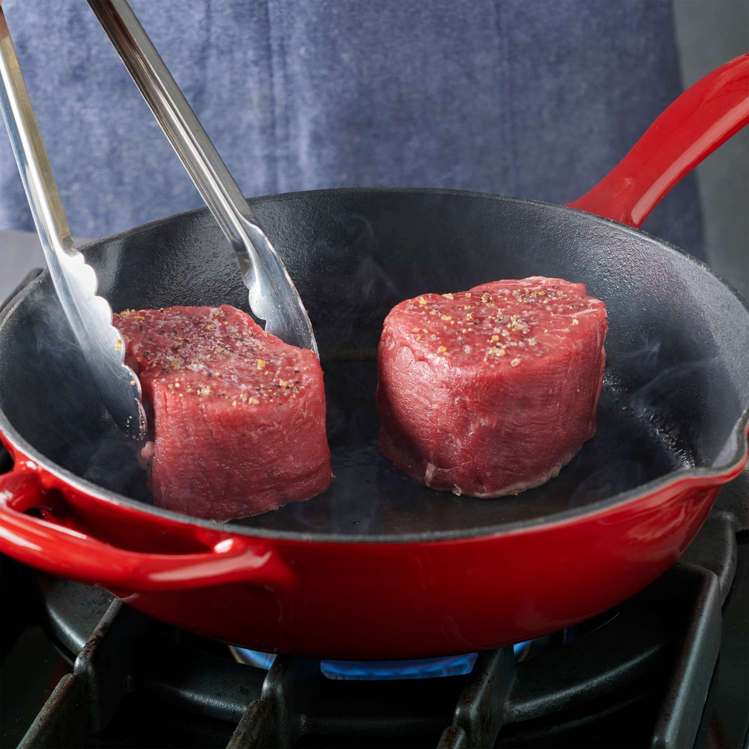 Tramontina Bestow Enamelled Cast Iron Skillet 25 cm - Red - Image 6