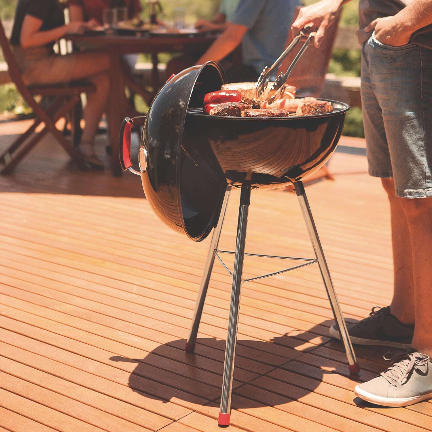 Tramontina Carbon Steel Portable Charcoal Grill with Lid - Image 3