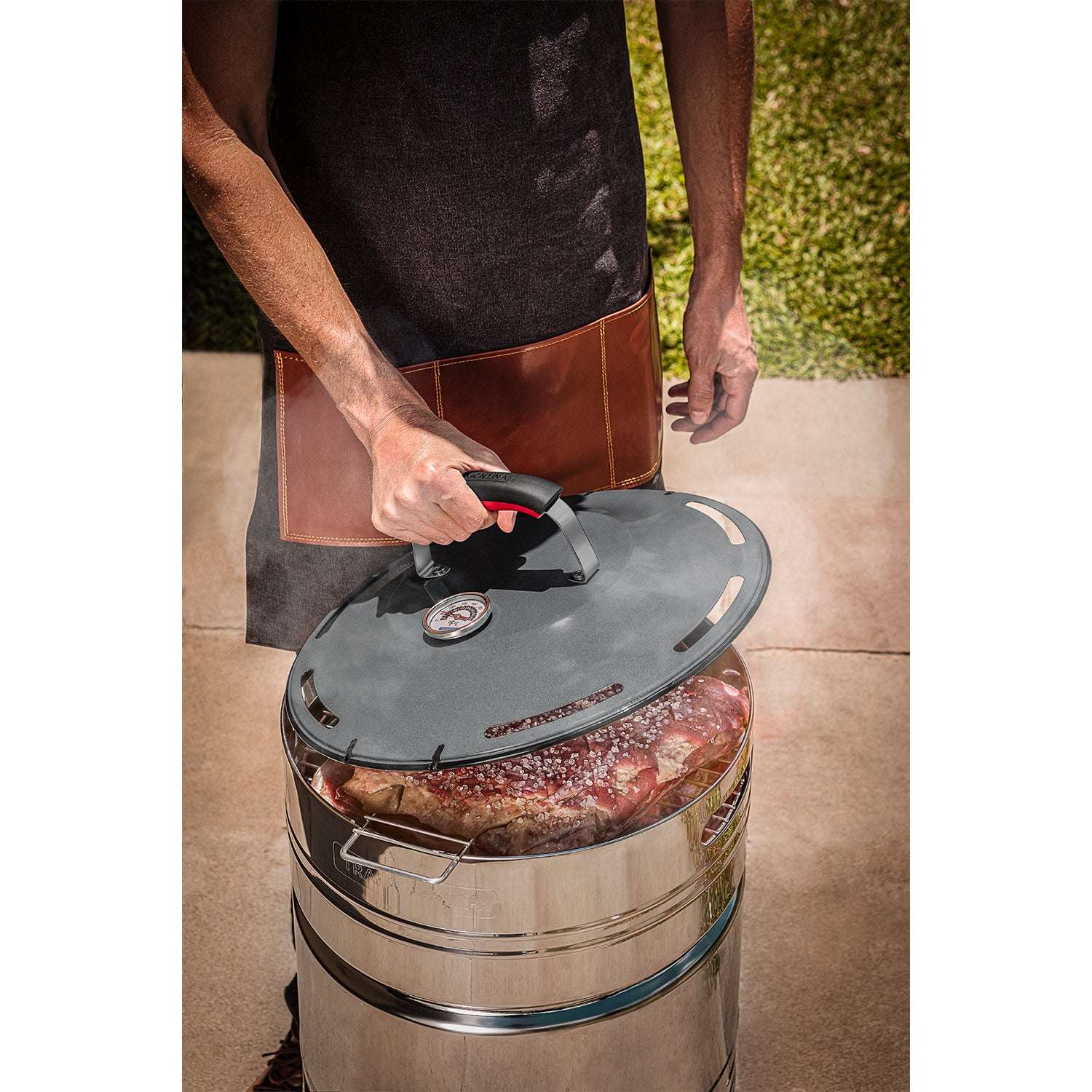 Tramontina Denim Fabric with Synthetic Leather Barbecue Apron - Image 4