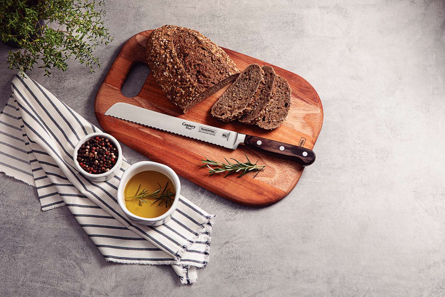 Tramontina Dishwasher-safe Wooden Handle 3 Pcs. Knife Set - Image 4