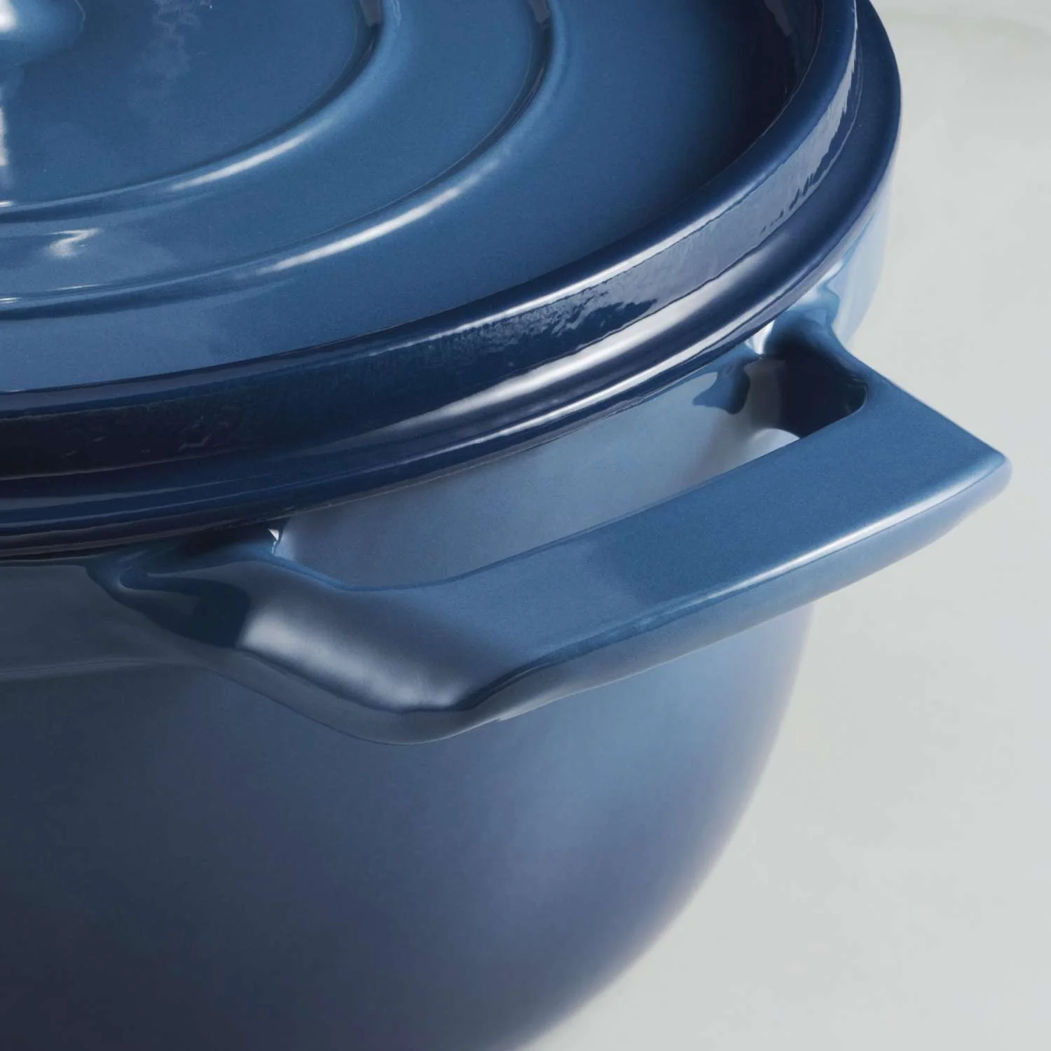 Tramontina Enamelled Cast Iron Casserole 26 cm (Blue) - Image 4