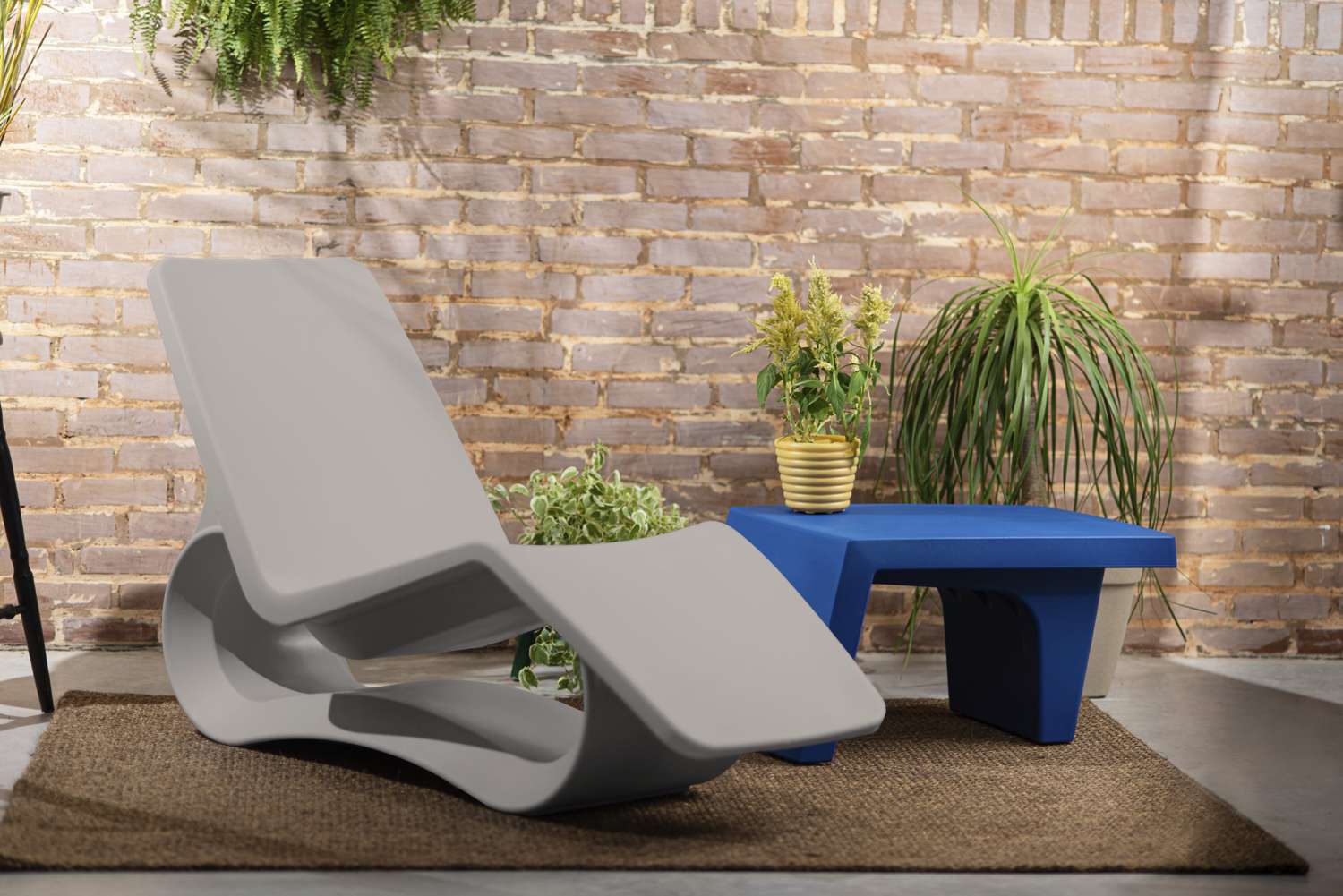 Tramontina Octo Polyethylene Sun Lounger (Grey) - Image 9