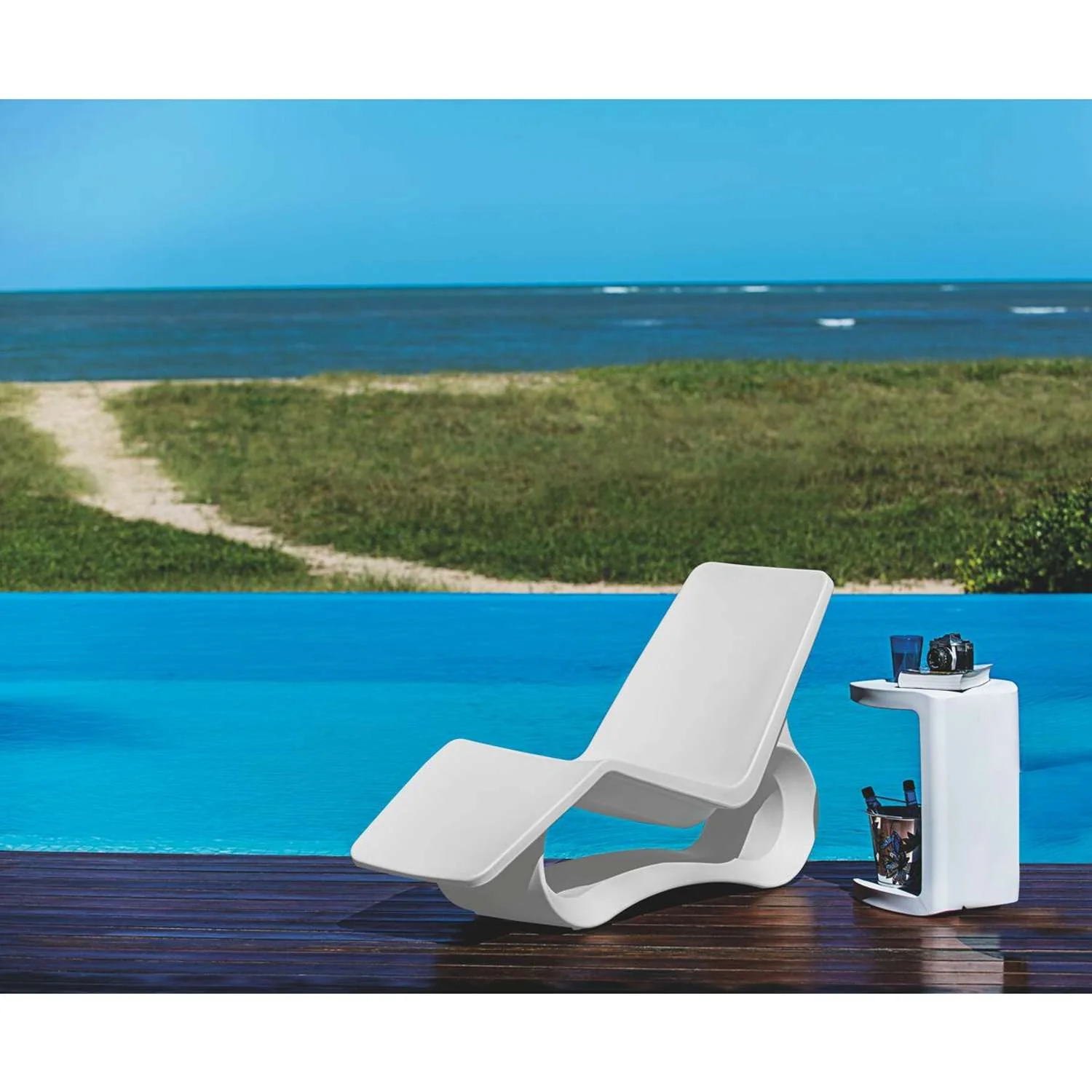 Tramontina Octo Polyethylene Sun Lounger (White) - Image 6