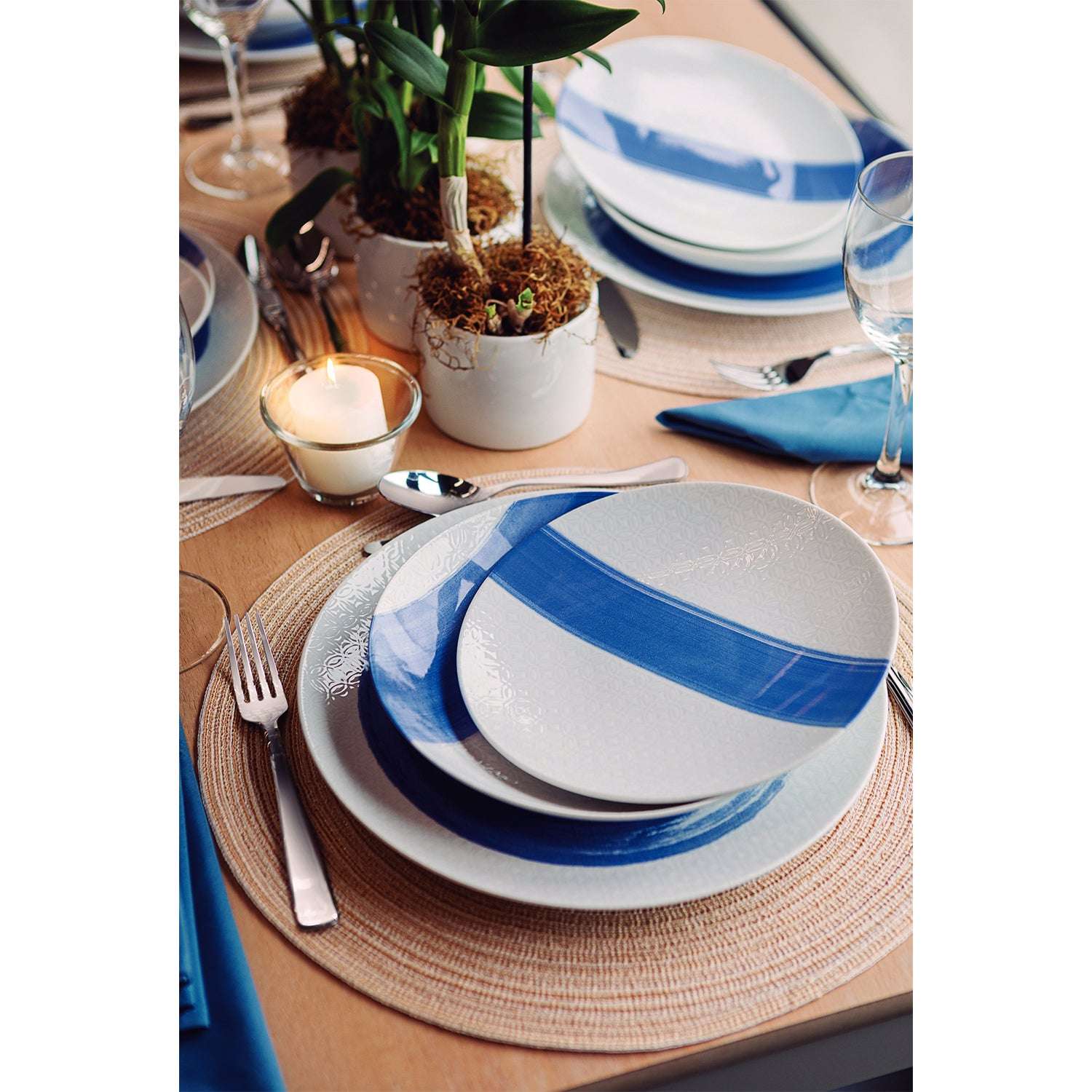Tramontina Soho 12 Pcs. Fine Porcelain Plate Set - Image 6