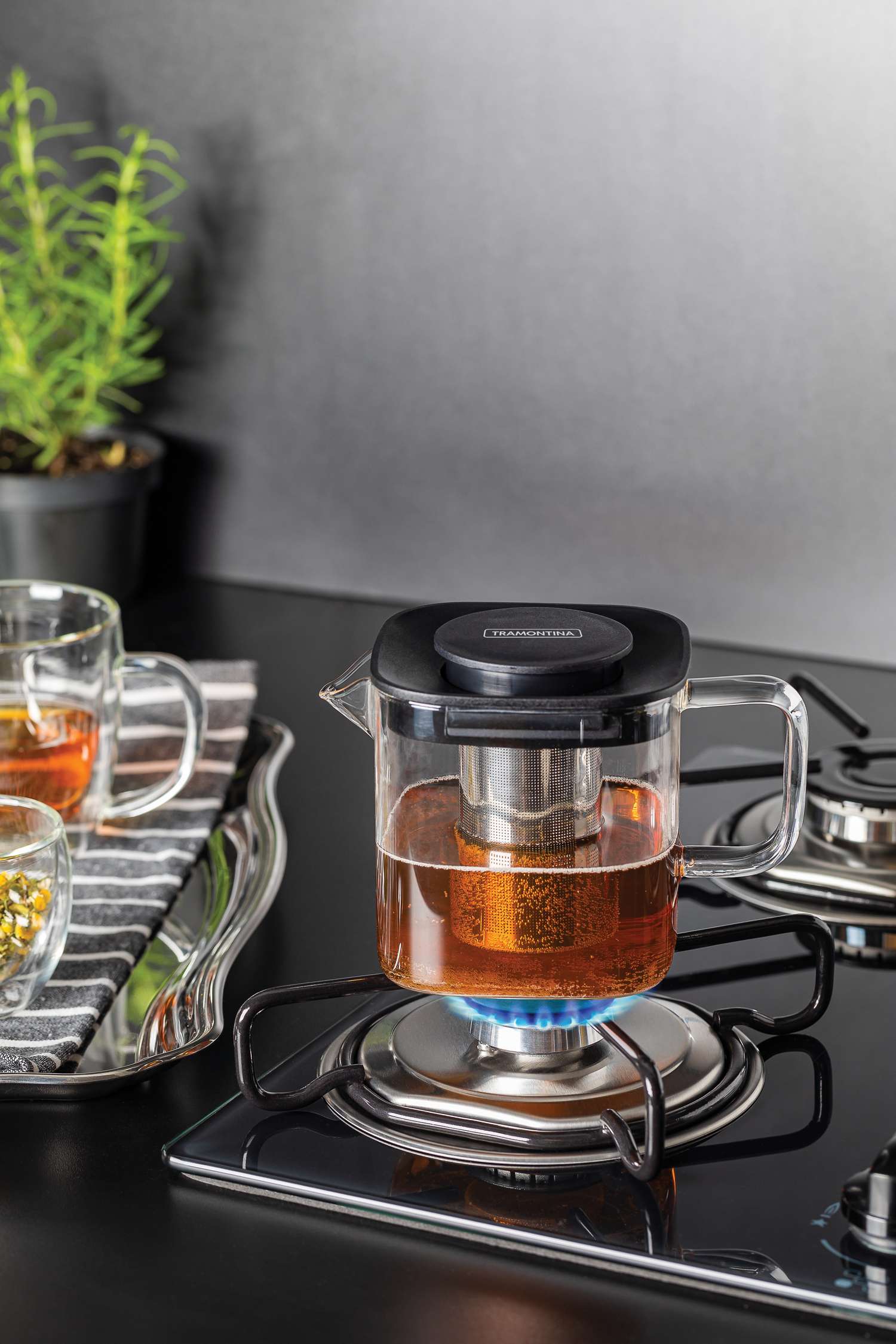 Tramontina Teapot with Infuser 600ml - Image 3