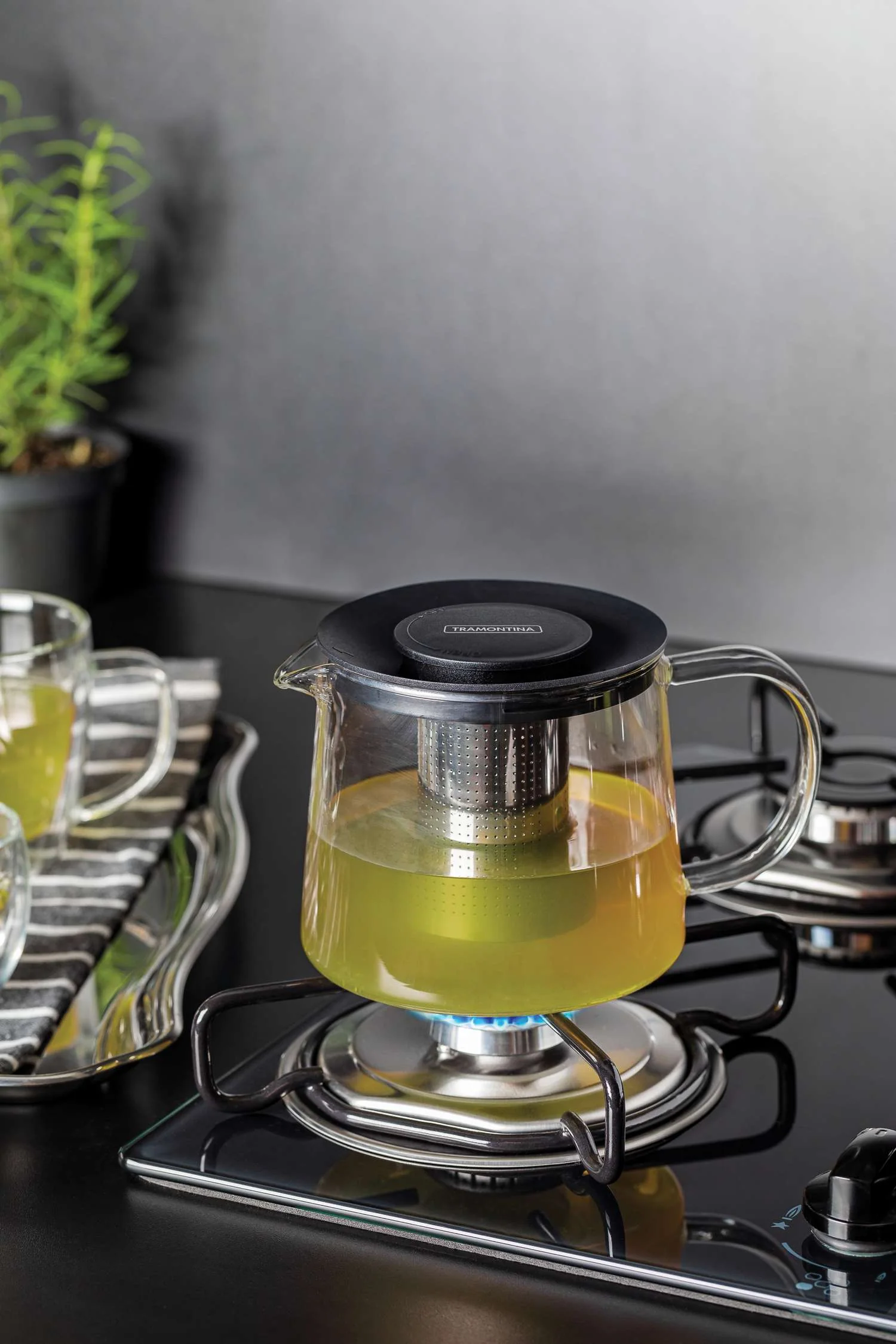 Tramontina Teapot with Infuser 900ml - Image 3