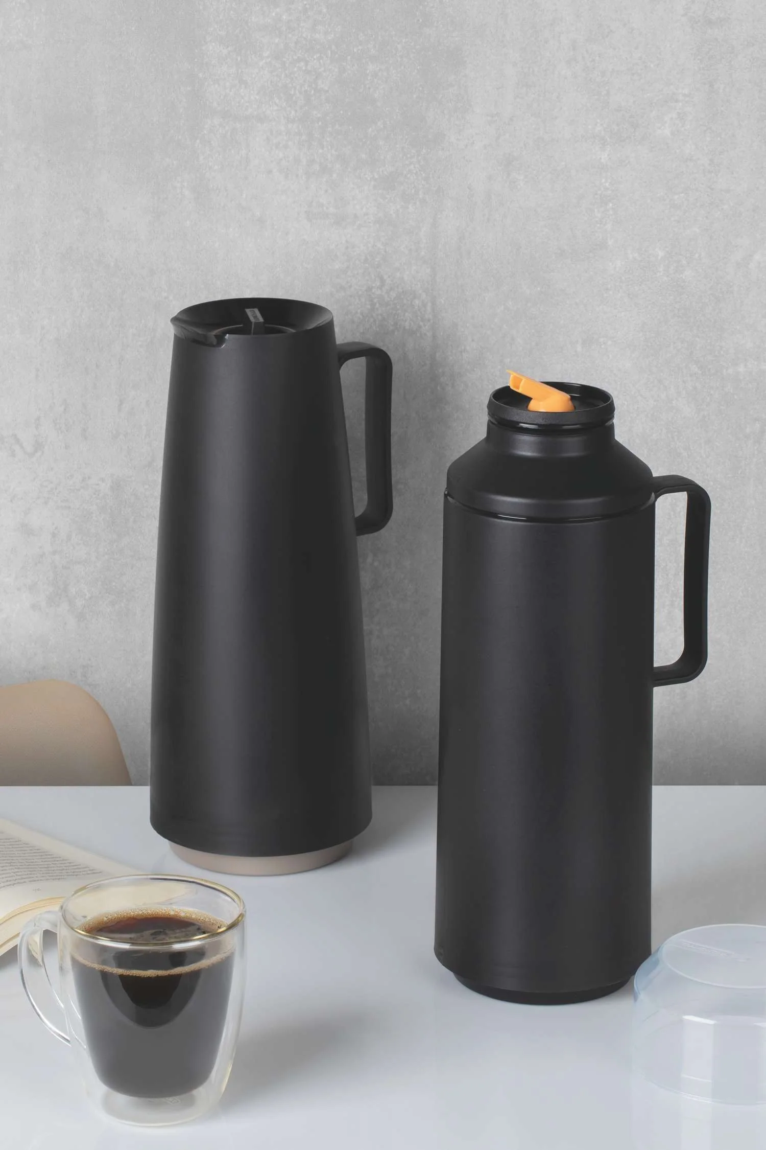 Tramontina Thermal Flask with Interior Glass Container (Black, 1.0l) - Image 4