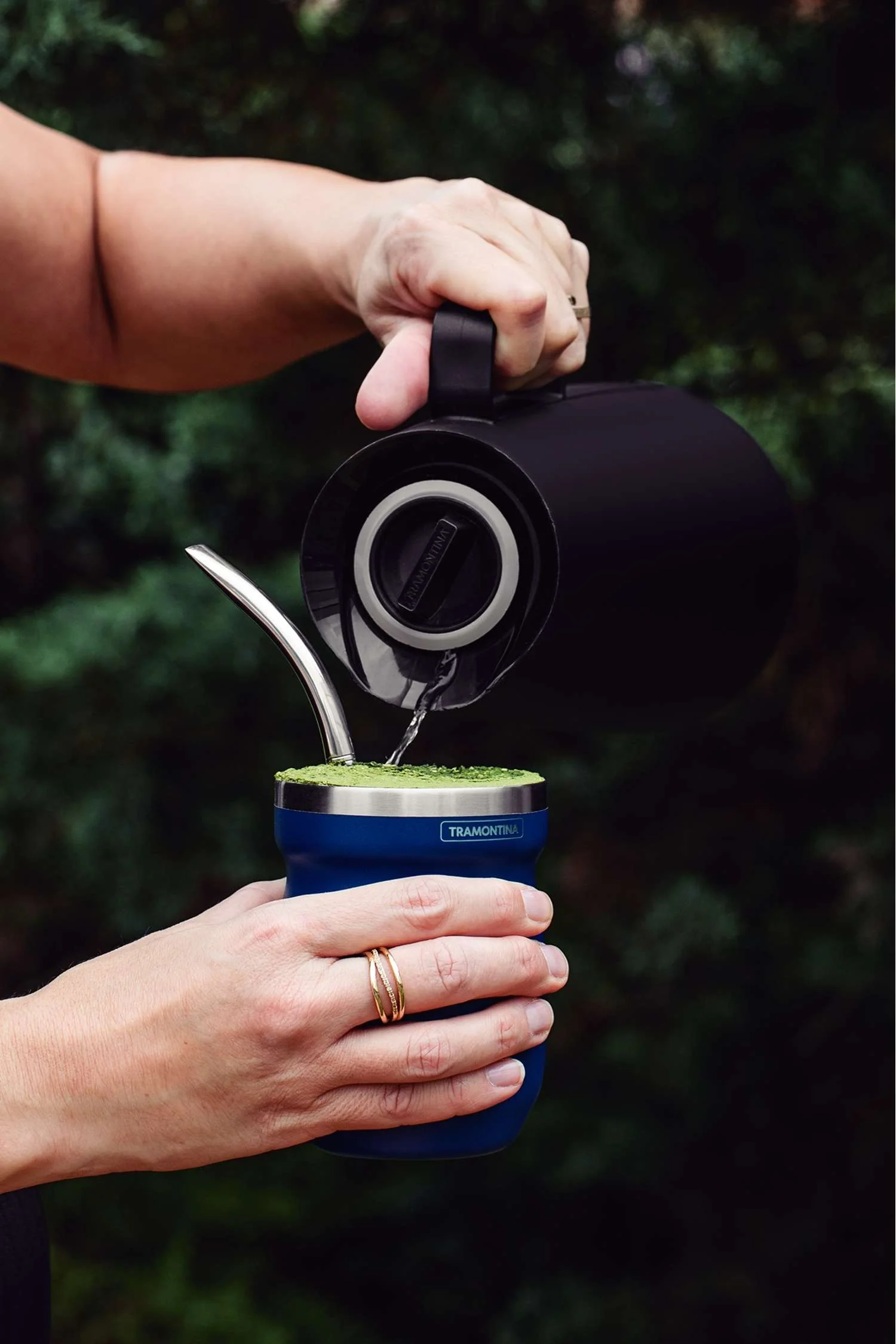 Tramontina Thermal Flask with Interior Glass Container (Black, 1.0l) - Image 9